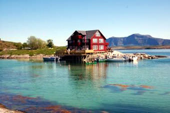 Arn&oslash;y Brygge