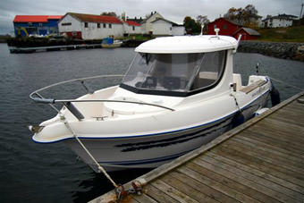 Hitra Angelamfi Ansnes - Angelboot Arvor 200 (Diesel)