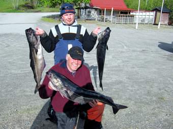 Strahlende Jungs in Kvernes