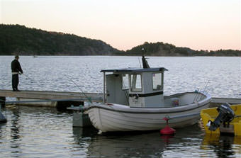 S&oslash;rlandet Feriesenter 23ft Angelboot (Kaj&uuml;tboot) mit 38 PS