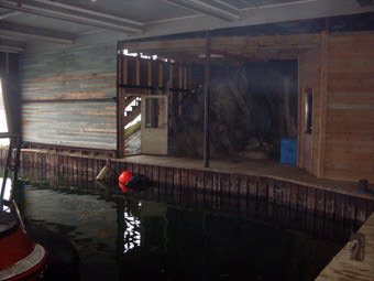 Der Bootsliegeplatz unter dem Ferienhaus Thomas Der Bootsliegeplatz unter dem Ferienhaus Thomas