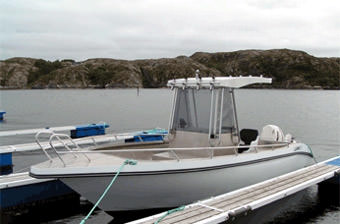 Hitra Angelamfi Ansnes - Angelboot Kaasb&oslash;ll 660 mit Verdeck (Benzin)