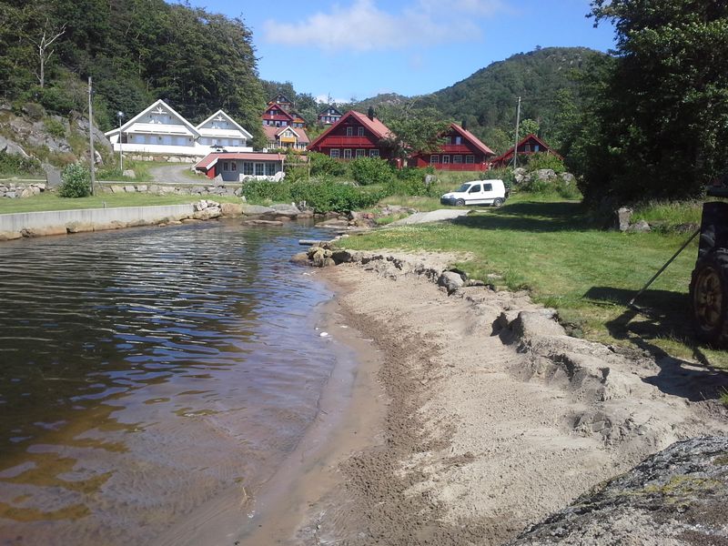 Bjoernevag Ferie Strand Spielplatz 