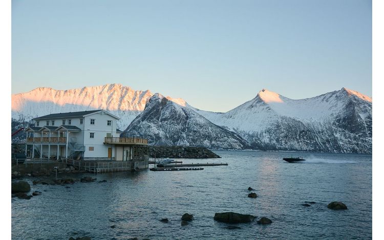 Mefjord Brygge Unterkunft Northern Light Apartments