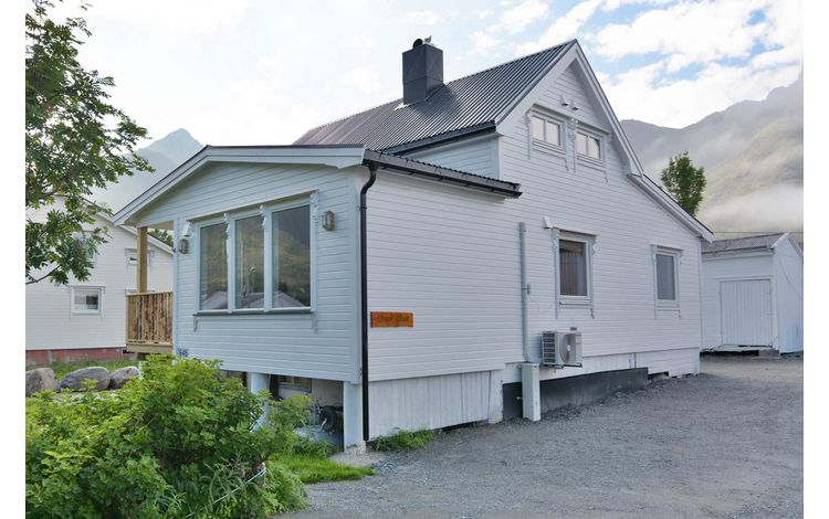 Nordnorwegen Mefjord Brygge Unterkunft Ellinor Stua 0011