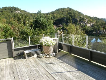 SuedNorwegen Syrdalsstranda Unterkunft 02Balkon