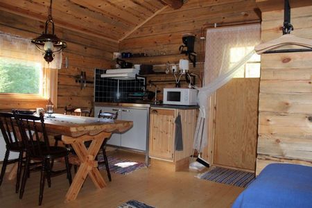 Suedschweden Lesjoen Kleines Holzhaus Wohnbereich