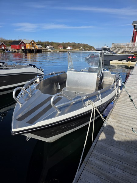 Ankeret Brygge Boote Ankeret Brygge Boote