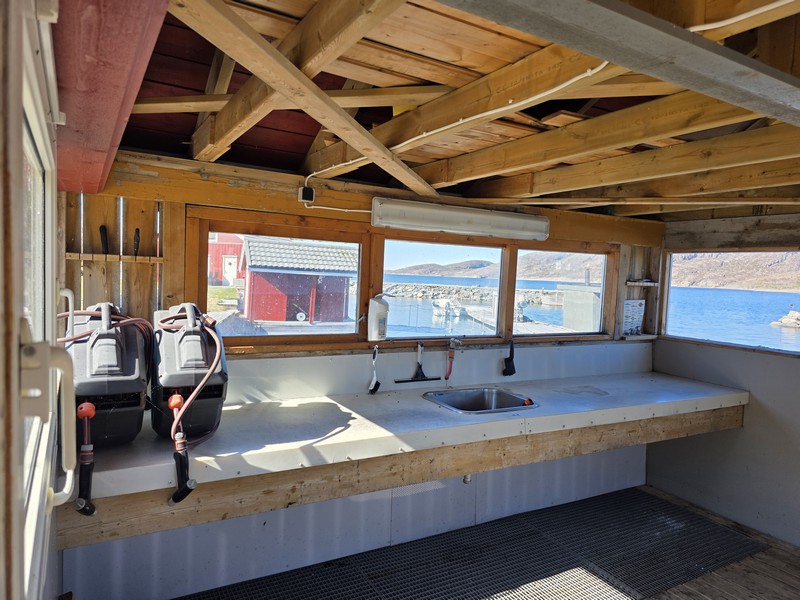 Linesoya Sea Cabins Service 