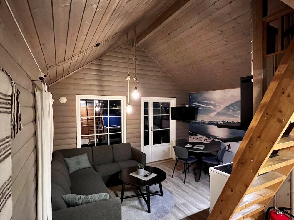 Manndalen Sjoebuer Seehaus Classic 