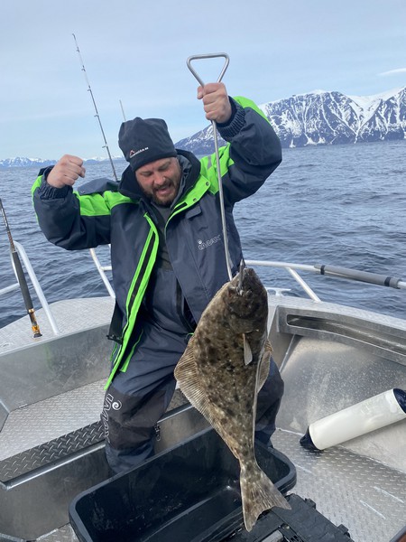 Oesksfjord Sjoefiske Fangerfolge 