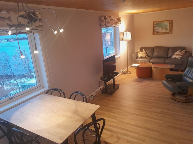 Oesksfjord Sjoefiske Haus Olsen 