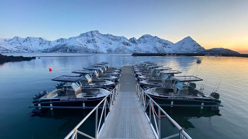 Oesksfjord Sjoefiske Boot Kvaerno  