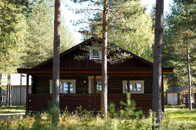 Rossoen Camp Braunes Haus 