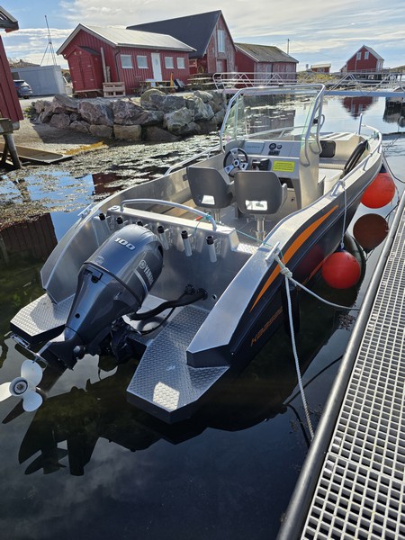 Titran Rorbuer Boote Image 