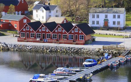 Mittelnorwegen_Bessaker_Seehaeuser01